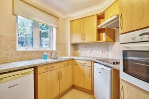 Kitchen- click for photo gallery